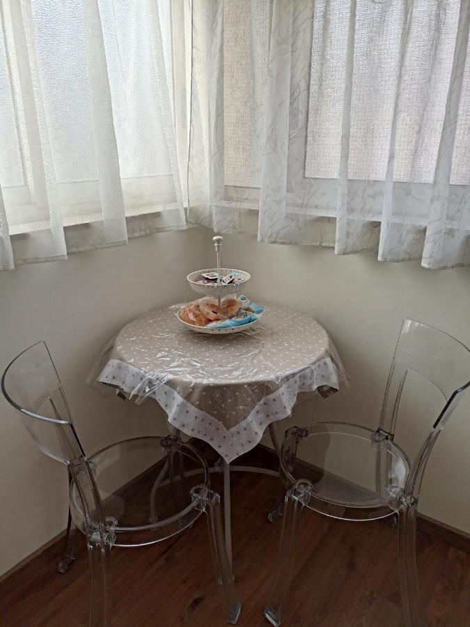 La Petite Maison อาชิ กัสเตลโล ภายนอก รูปภาพ